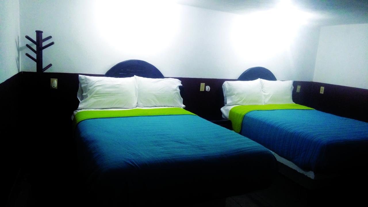 Hotel Falcon Tamasopo Buitenkant foto